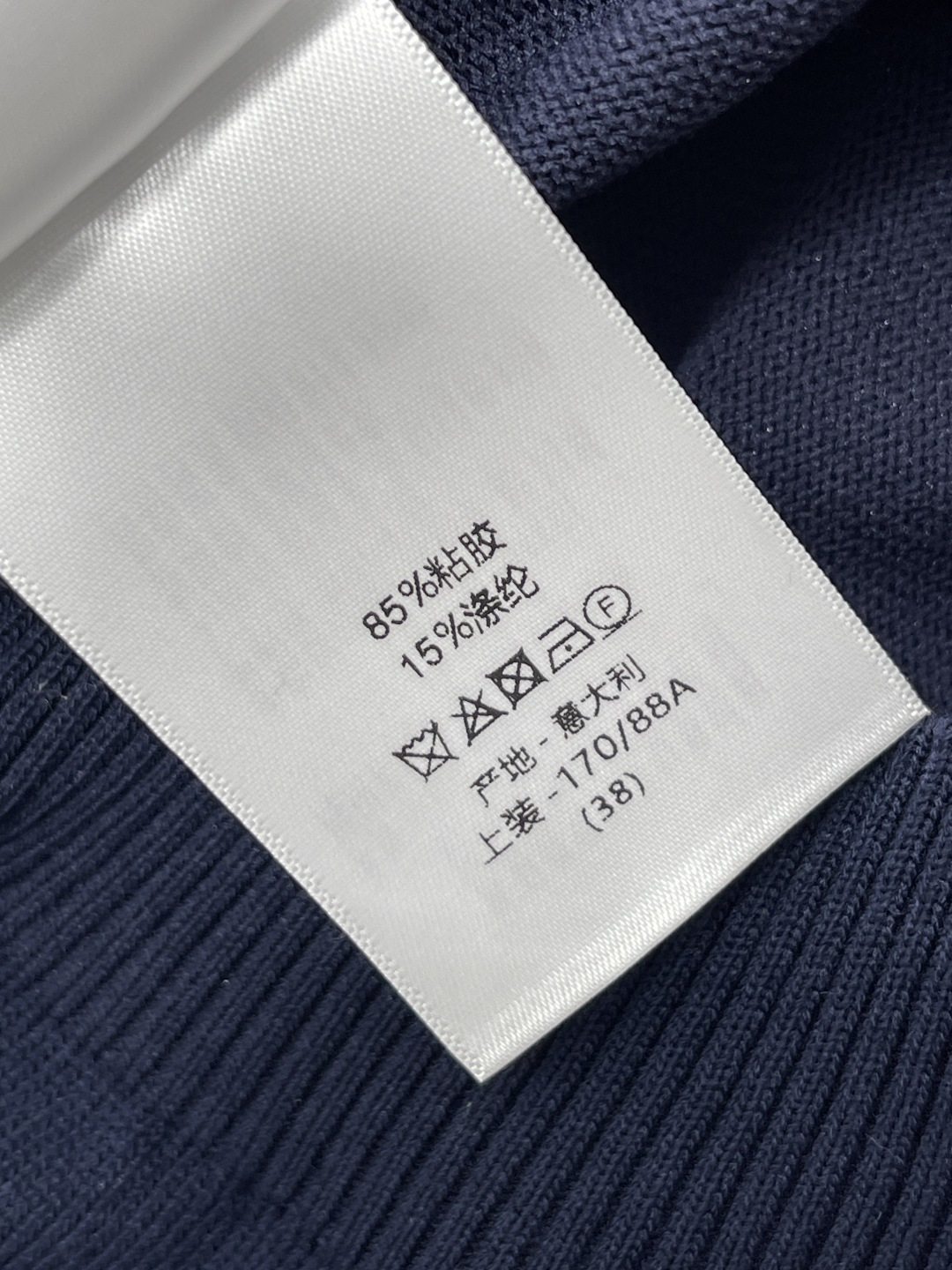 Women's short sleeves